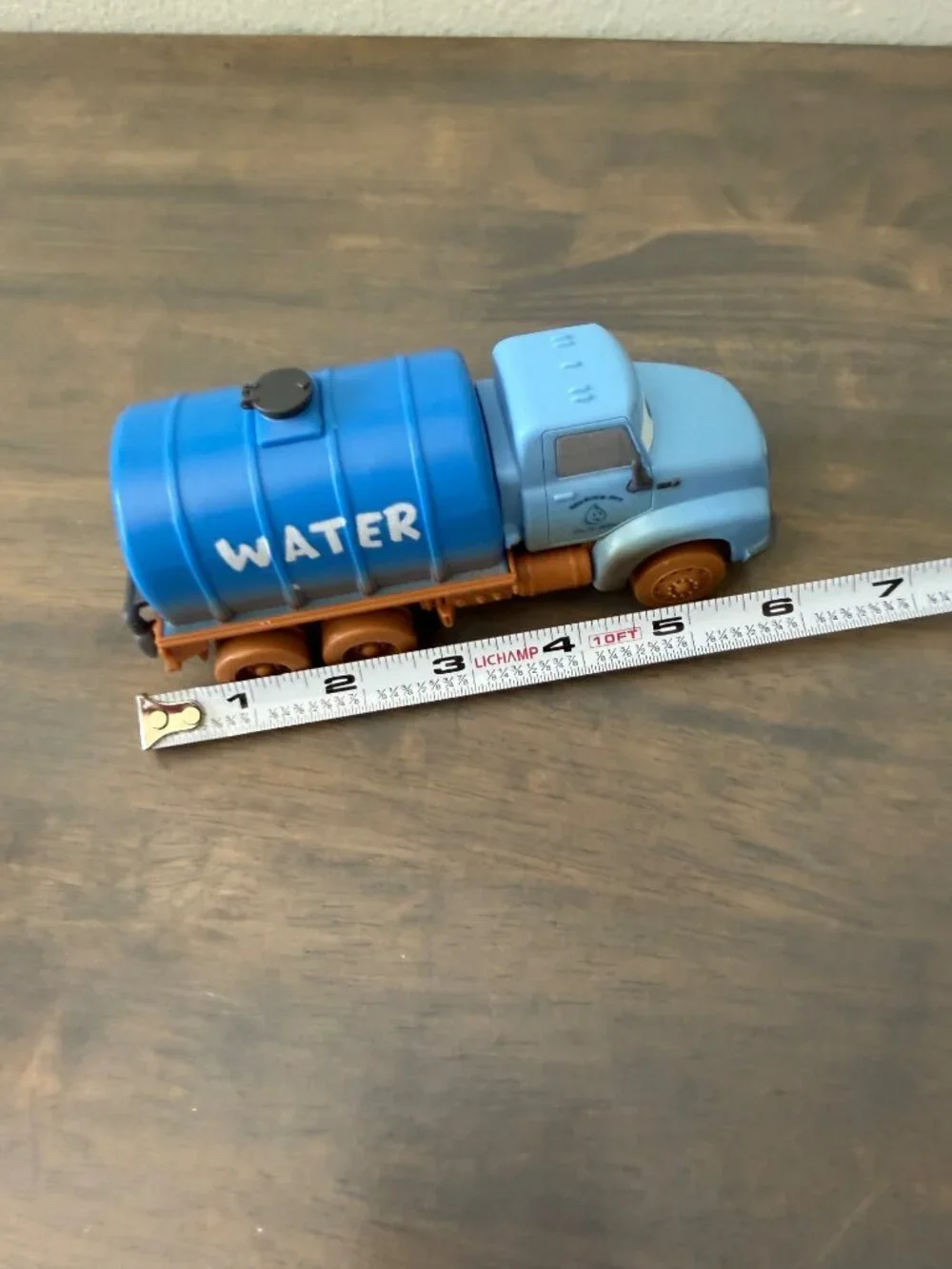 Disney Pixar Cars 3 Crazy 8 Crashers Mr. Drippy Water Truck Plastic